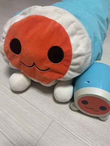봉제 인형 (덤으로 스피커 포함)