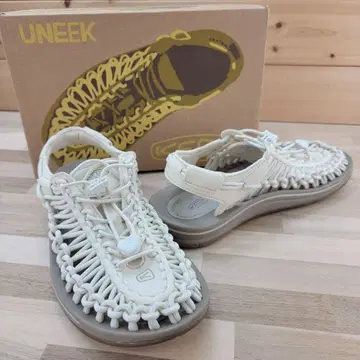 킨 우먼 유니크 화이트/콘스톡 23.5cm