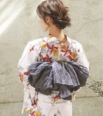 Dita 유카타 '우키요의 꽃들'
