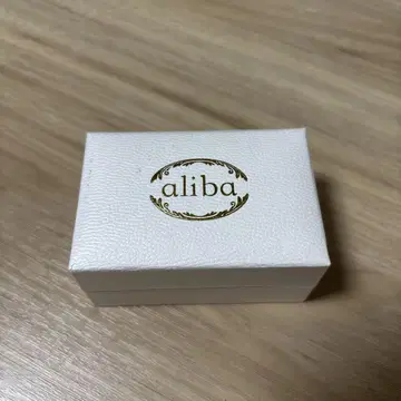 aliba 심플 골드 귀걸이