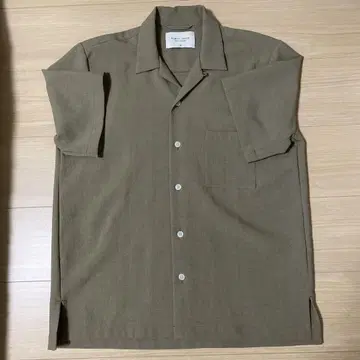 PUBLIC TOKYO 오픈 카라 셔츠