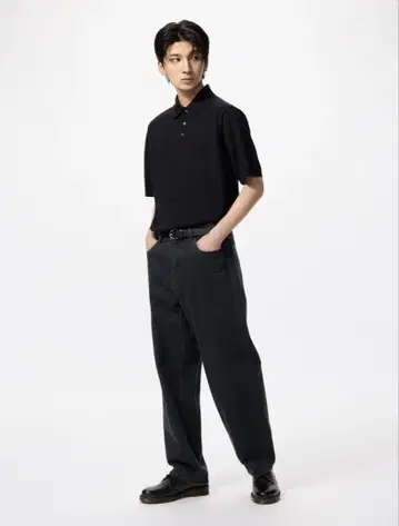유니클로 와이드 스트레이트 데님 블랙