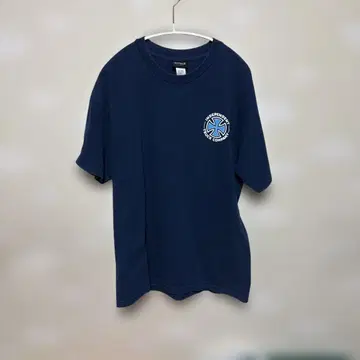 Independent 티셔츠 네이비