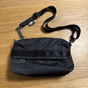 나이키 숄더백 퓨처라 럭스 크로스 바디