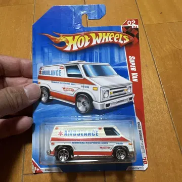 HotWheels 슈퍼 밴 구급차 SUPER VAN