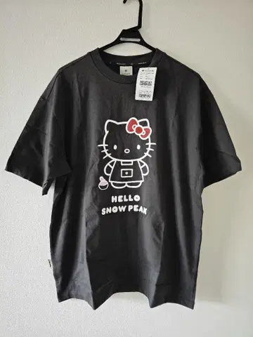 HELLO SNOW PEAK Hello Kitty 티셔츠 블랙