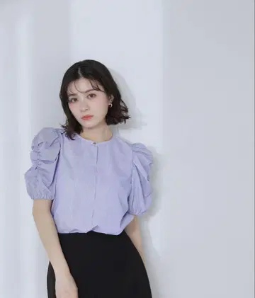 스트라이프 가자 슬리브 블라우스