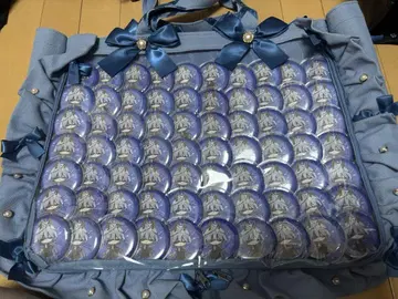 코야나기 로우 캔뱃지 이타백