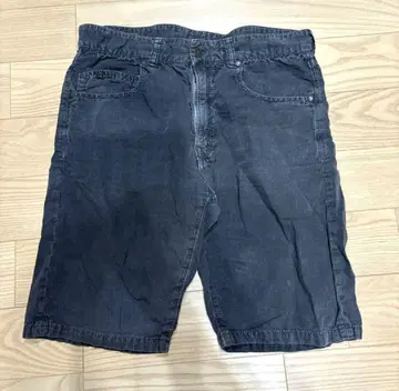 HRM 블랙 숏 팬츠
