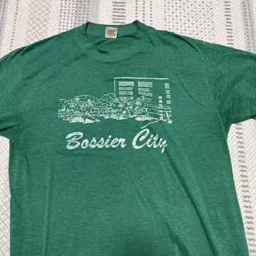 Bossier City 그린 컬러 티셔츠 XL