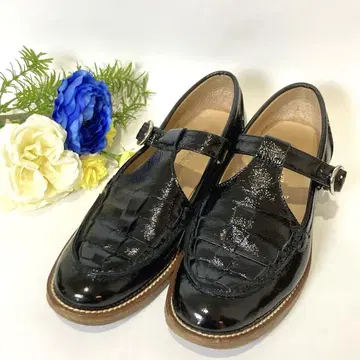 새상품급 파스쿠치 PASCUCCI 구르카 샌들 블랙 T 스트랩