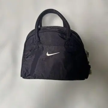 90's archive y2k Nike 블랙 핸드백 원 포인트 구제 의류