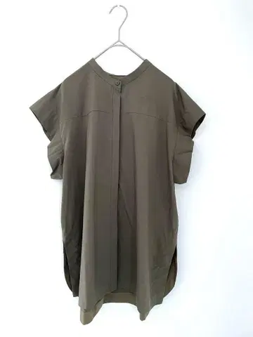 Spick & Span 스픽 & 스팬 반팔 블라우스 (카키)