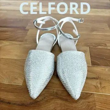 새상품 셀포드 CELFORD 실버 샌들 정가 11000엔
