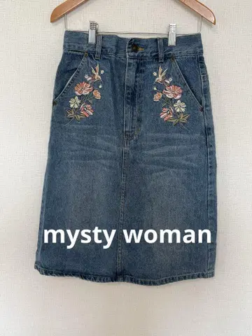 mysty woman 타이트 스커트 데님 꽃무늬