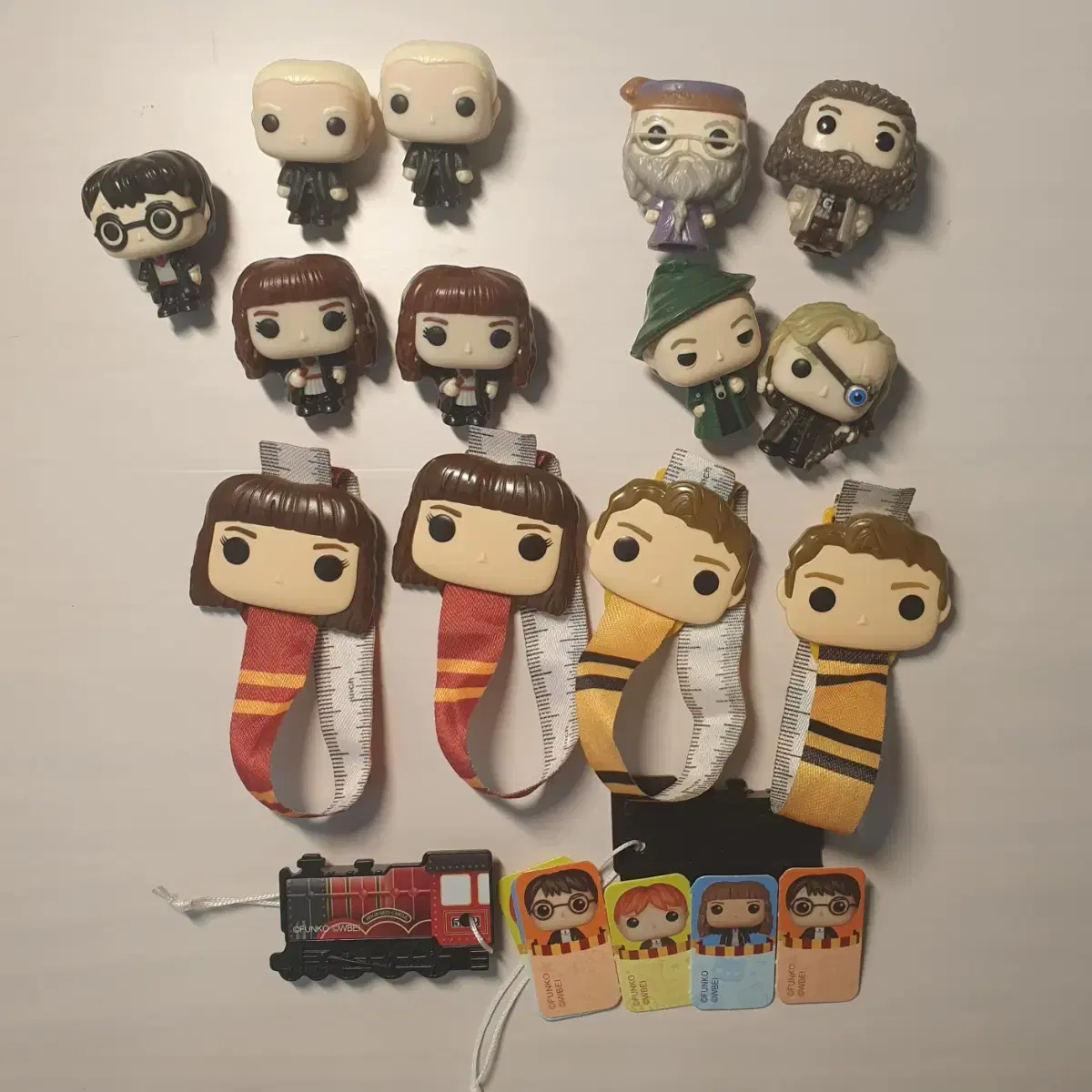Crayon Shin-chan Harry Potter Collaboration Figures (6 types) #해리포터짱구,#짱구는못말려,#짱구피규어,#짱구피규어일괄  on Bunjang Global Site., image size:1200x1200
