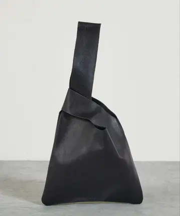 And A / 가죽 마르쉐 백 편의점 백