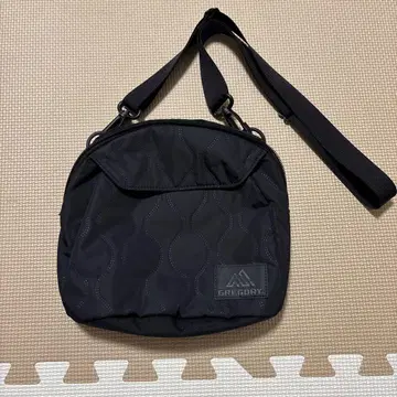 그레고리 블랙 숄더백