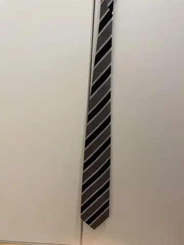 폴스미스 스트라이프 넥타이
