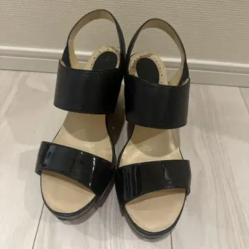 Pitti 여성용 블랙 웨지 샌들