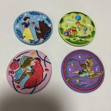 디즈니 자수 캔뱃지 4종 세트