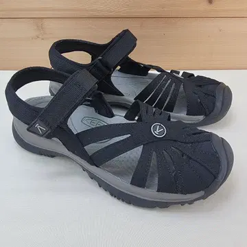 킨 로즈 샌들 블랙 23cm