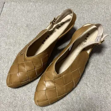 CAVACAVA 사바사바 브라운 뜨개질 디자인 뮬 샌들