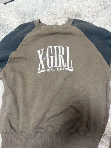 X-girl 맨투맨
