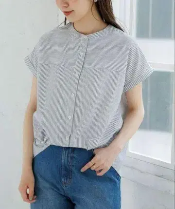 미사용 새상품 어반 리서치 써니 라벨 프론트 턱 프렌치 슬리브 셔츠