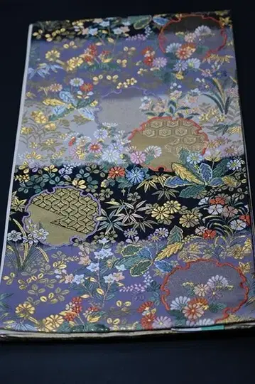 후쿠로 오비 6통 순수 실크 가라오리 유키와 금박 새상품급