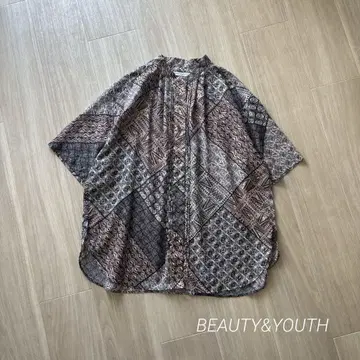 B & Y 블록 패치워크 밴드 카라 숏 슬리브 셔츠