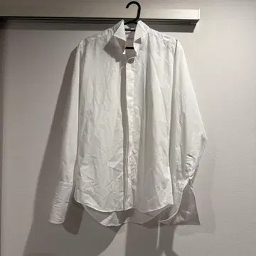 KURAUDIA 화이트 셔츠 사이즈 S