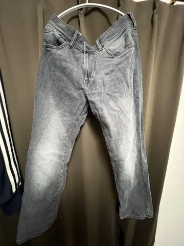 H&M 그레이 레귤러 핏 데님 32/30