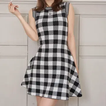 Darich 다리치 DR 로고 깅엄 니트 미니 원피스 F