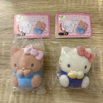 야와모치 플로키 헬로키티