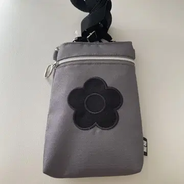 새상품 MARY QUANT 마리콴트 숄더 파우치