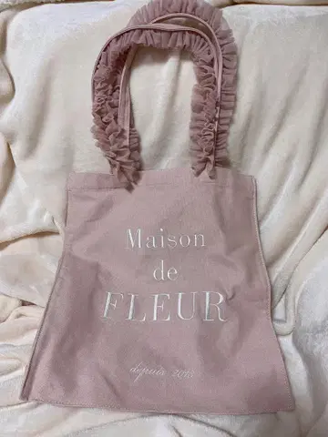 Maison de FLEUR 프릴 핸드 핸들 토트 백