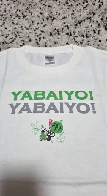 YABAIYO! 티셔츠 화이트 M 사이즈