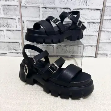 잉그 통굽 스트랩 샌들 블랙 블랙 L