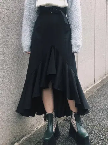 PAMEO POSE 머메이드 위치 스커트 프릴 스커트