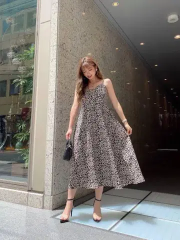 GYDA 바인더 플레어 롱 원피스