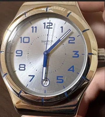 Swatch 수동 와인딩 시계
