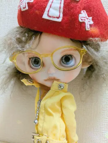 커스텀 아이시 인형