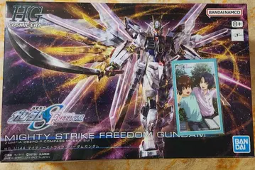 HG 1/144 마이티 스트라이크 프리덤 건담 극장판 특전 포함