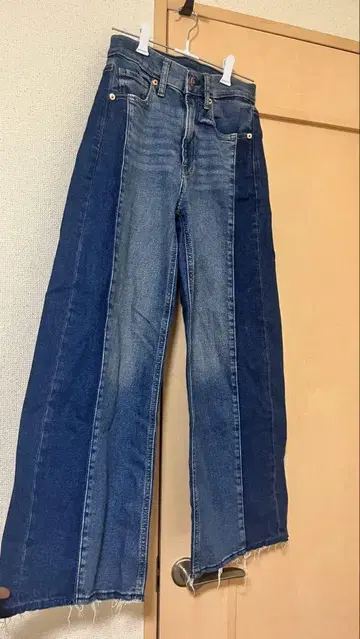 GAP HIGH RISE STRIDE 데님