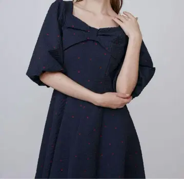 CALNAMUR 하트 프린트 리본 원피스 네이비