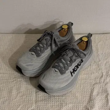HOKA Bondi 8 그레이 S37 x 25