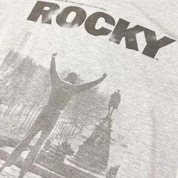 'ROCKY' 영화 티셔츠 그레이 M 사이즈