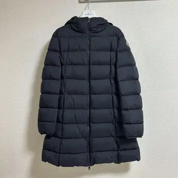 몽클레어 블랙 다운 자켓 후드 부착