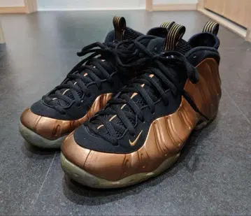 AIR FOAMPOSITE ONE 에어 폼포짓 원 골드